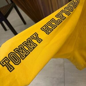 Tommy Hilfiger sweatshirt